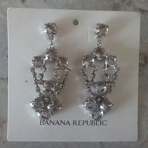 Banana republic chandelier earrings